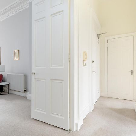 Light And Spacious 2 Bedroom Flat In Heart Of Edinburgh Exterior photo