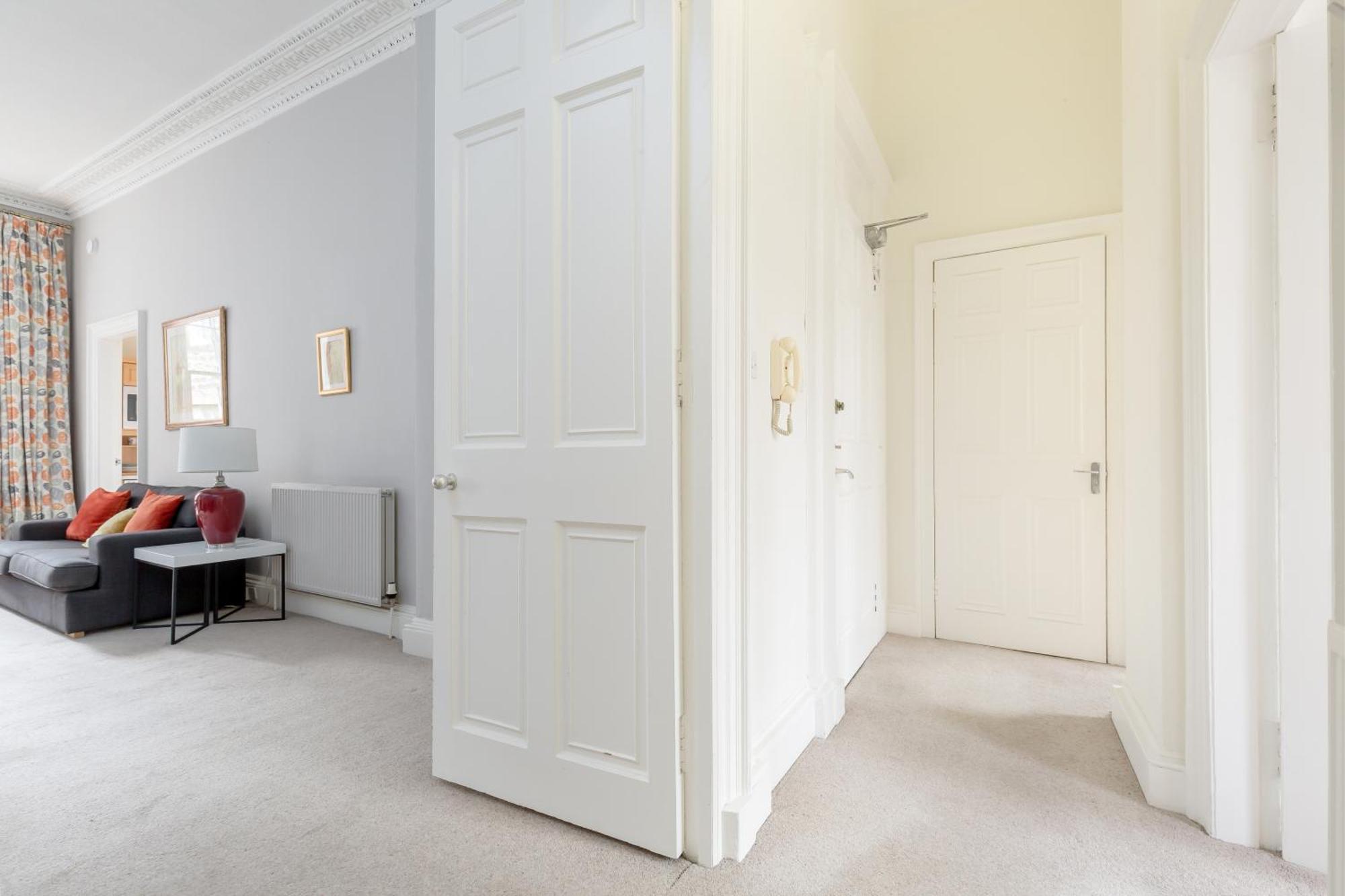 Light And Spacious 2 Bedroom Flat In Heart Of Edinburgh Exterior photo