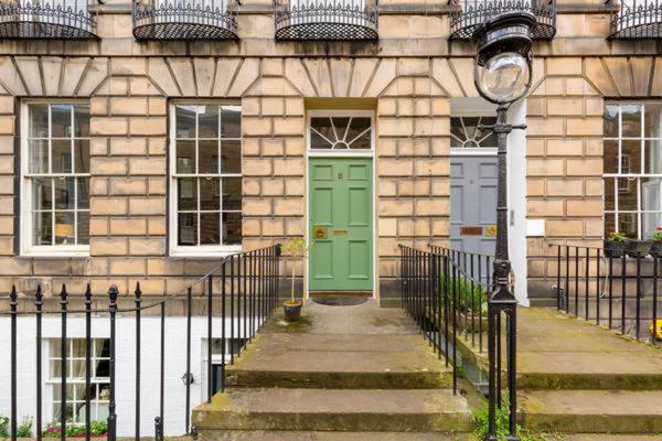 Light And Spacious 2 Bedroom Flat In Heart Of Edinburgh Exterior photo